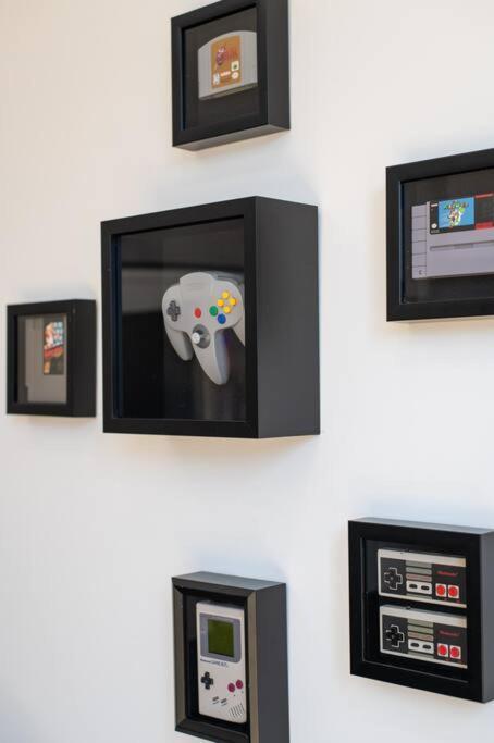 Game On - Your Retro Gaming Hideaway Awaits! Apartment บังกอร์ ภายนอก รูปภาพ